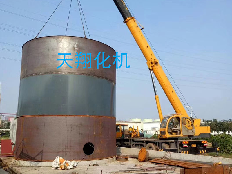 �F������8